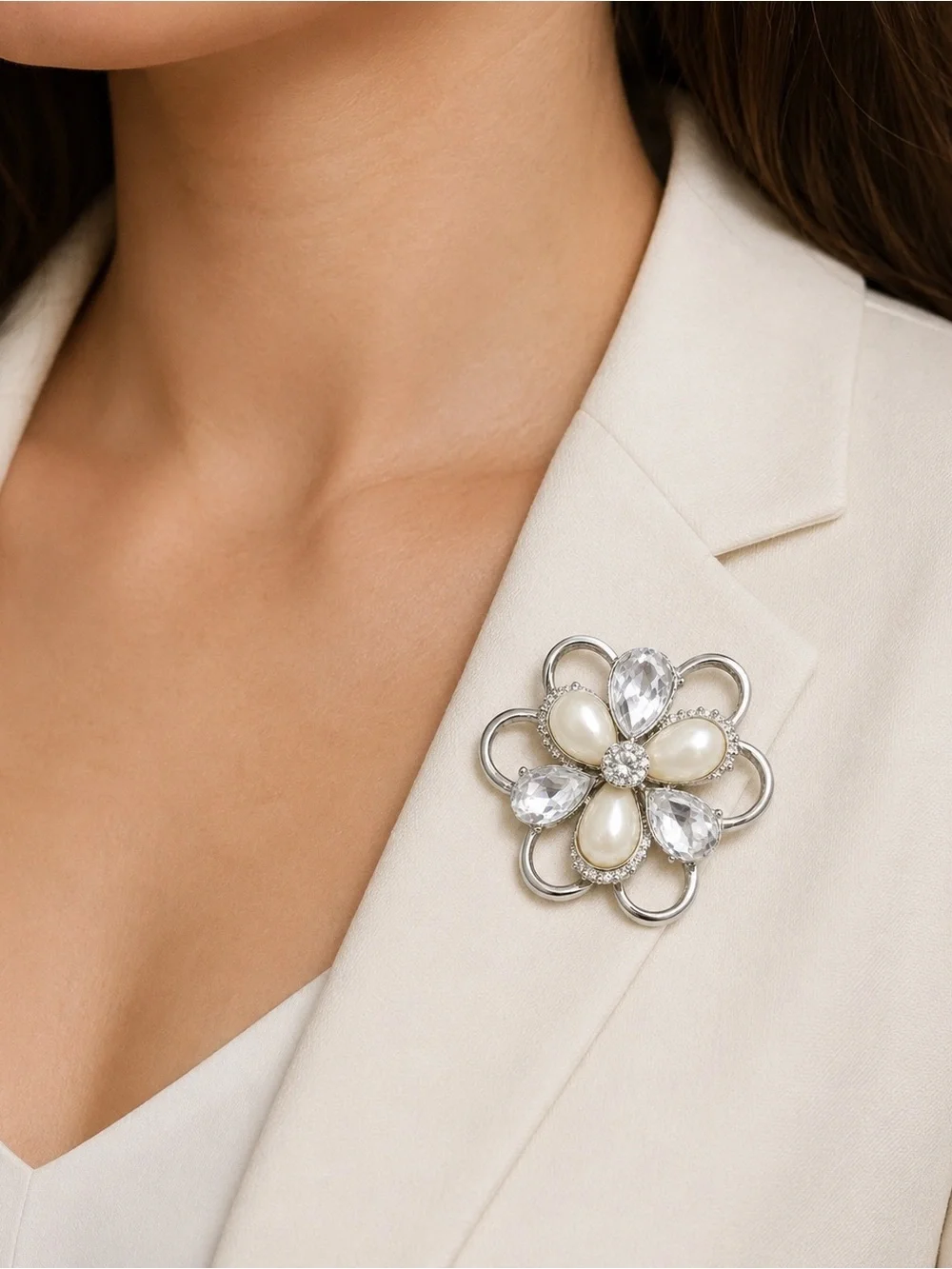 Vintage Silver Tone Faux Pearl & Crystal Flower‎ Brooch Pin Floral Statement 2”